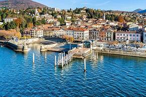 Stunning 1 bed Lake Maggiore Apartment