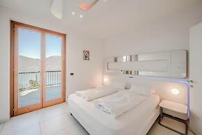 Stunning 1 bed Lake Maggiore Apartment