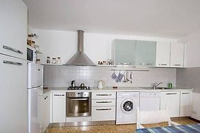 Stylish Lake Maggiore Apartment With Lake Views