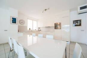 Maccagno Apartments