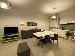 Maccagno Apartments