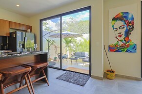 Cozy Getaway Shared Pool & Cenote Access