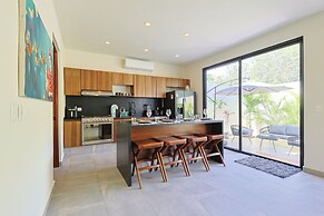 Cozy Getaway Shared Pool & Cenote Access