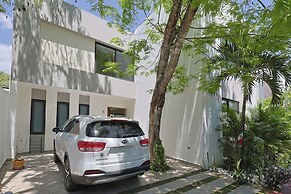 Cozy Getaway Shared Pool & Cenote Access