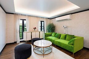 Stylish 7beds Poolhouse With Cinema & Lift - 2min to BTS