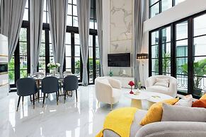 Stylish 7beds Poolhouse With Cinema & Lift - 2min to BTS