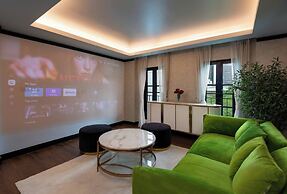 Stylish 7beds Poolhouse With Cinema & Lift - 2min to BTS