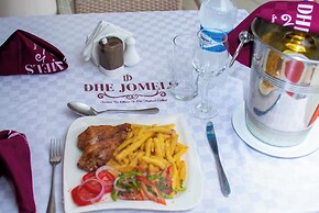 Dhe Jomels Hotel Siaya