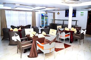 Dhe Jomels Hotel Siaya