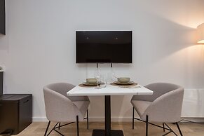 Spacious Studio Near City Centre