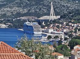 Penthouse Apartment Dijana