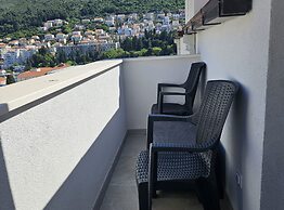 Penthouse Apartment Dijana