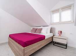 Friends & Family Home