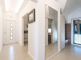 Friends & Family Home