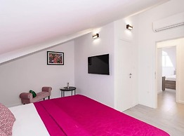 Friends & Family Home