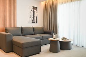 MGK Complex Suite With Private Pool Ligaria Made