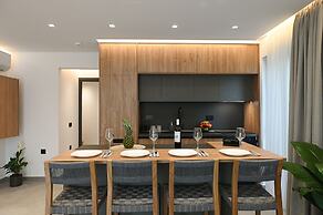 MGK Complex Suite With Private Pool Ligaria Made