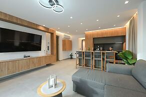 MGK Complex Suite With Private Pool Ligaria Made