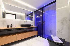 MGK Complex Suite With Private Pool Ligaria Made