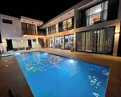 Elegant, Modern Style Villa in Playa Nueva Romana2