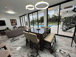 Elegant, Modern Style Villa in Playa Nueva Romana2