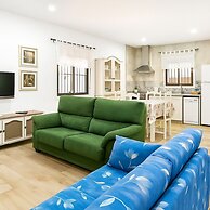 Chalet with Private Pool near Beach