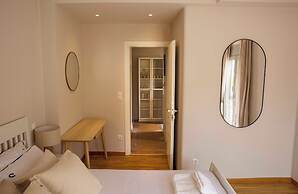 Contemporary Athenian Escape GHH