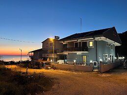 Beşer Turizm - Avşa Adası Çınar Koyu