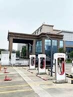 Yangzhou Wanda Yihua Hotel