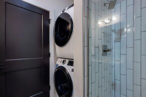 The Odyssey Apartments – by AvantStay Designer Stay in Midtown