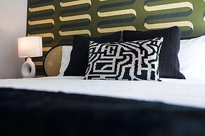 The Odyssey Apartments – by AvantStay Designer Stay in Midtown