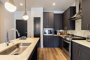 The Odyssey Apartments – by AvantStay Designer Stay in Midtown