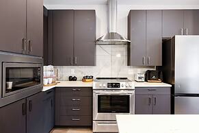 The Odyssey Apartments – by AvantStay Designer Stay in Midtown