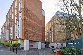 Modern Student Studio in London