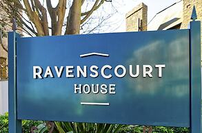 Inviting Student Studio Minutes From City Centre