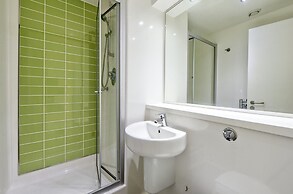 Smart Living in West London Student Studio