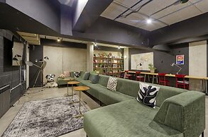 Modern-style Student Studio in London