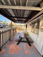 EL REY MOTEL & RESTAURANT