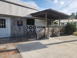 EL REY MOTEL & RESTAURANT