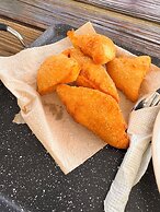 EL REY MOTEL & RESTAURANT