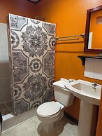 EL REY MOTEL & RESTAURANT