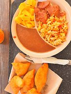 EL REY MOTEL & RESTAURANT