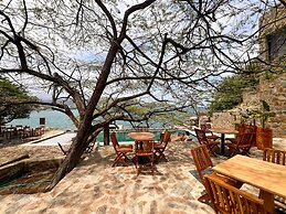 Perla Roca Hotel Boutique - Beach Front