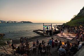 Perla Roca Hotel Boutique - Beach Front