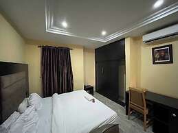 suite 104