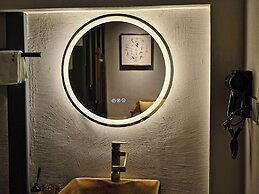 Phoenix Dragon M.I.C.E Hotel