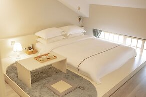 Phoenix Dragon M.I.C.E Hotel