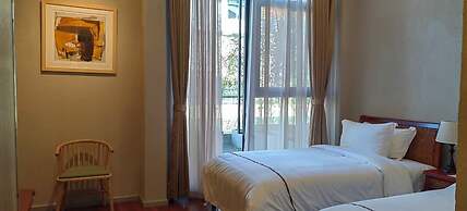 Phoenix Dragon M.I.C.E Hotel