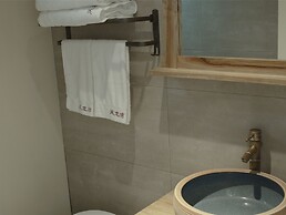 Phoenix Dragon M.I.C.E Hotel