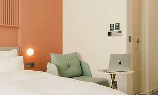 Cheonan Buldang Hound Hotel